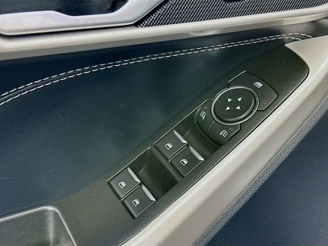 Certified 2022 Ford Explorer XLT w/ Equipment Group 202A image 24