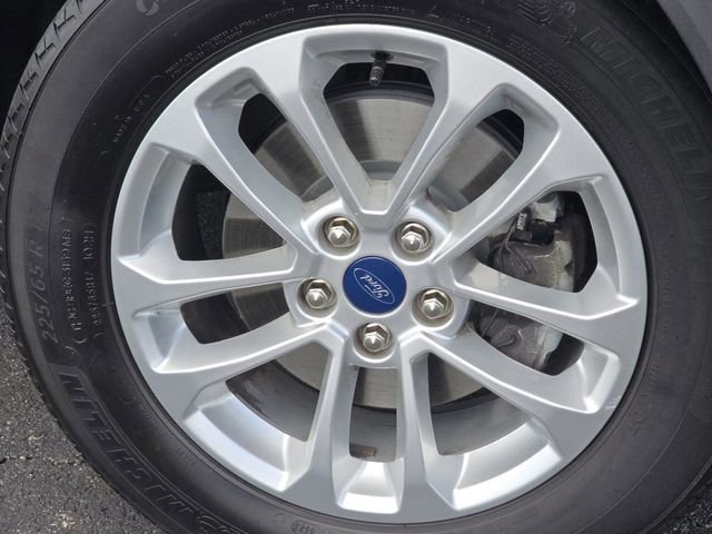 Certified 2022 Ford Escape SE w/ Cold Weather Package FWD image 8