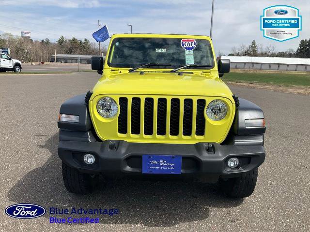 Used 2024 Jeep Wrangler Unlimited Sport w/ Convenience Group AWD/4WD image 9