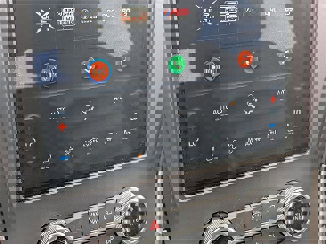 Certified 2024 Ford Edge SEL image 22