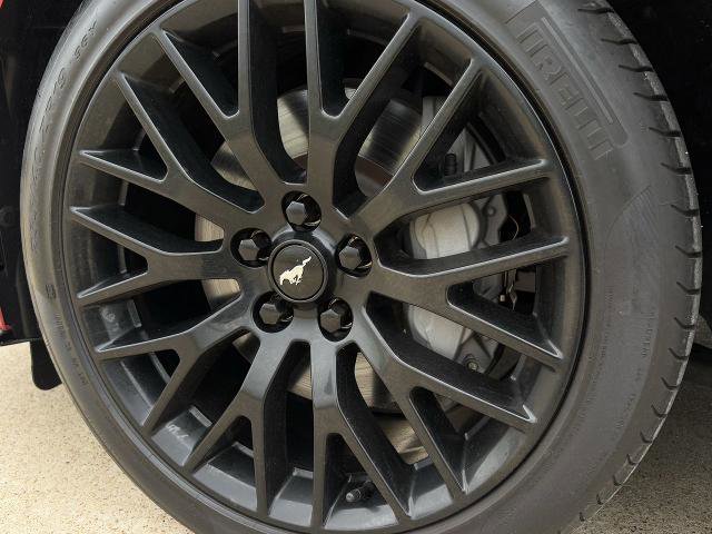 Certified 2022 Ford Mustang GT RWD image 11