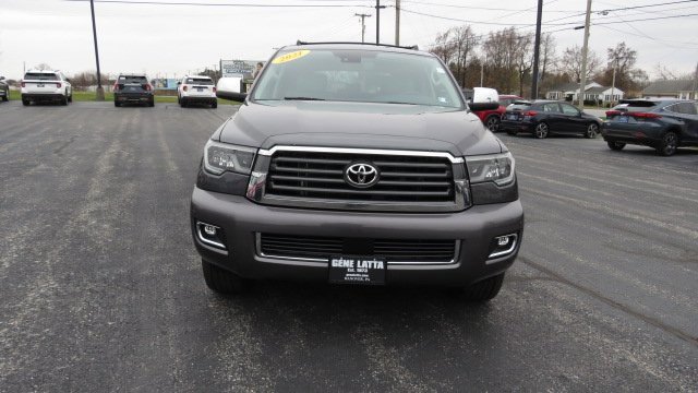Used 2021 Toyota Sequoia Limited image 8