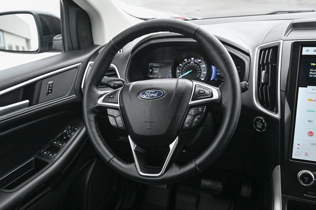 Certified 2024 Ford Edge SEL w/ Convenience Package image 36