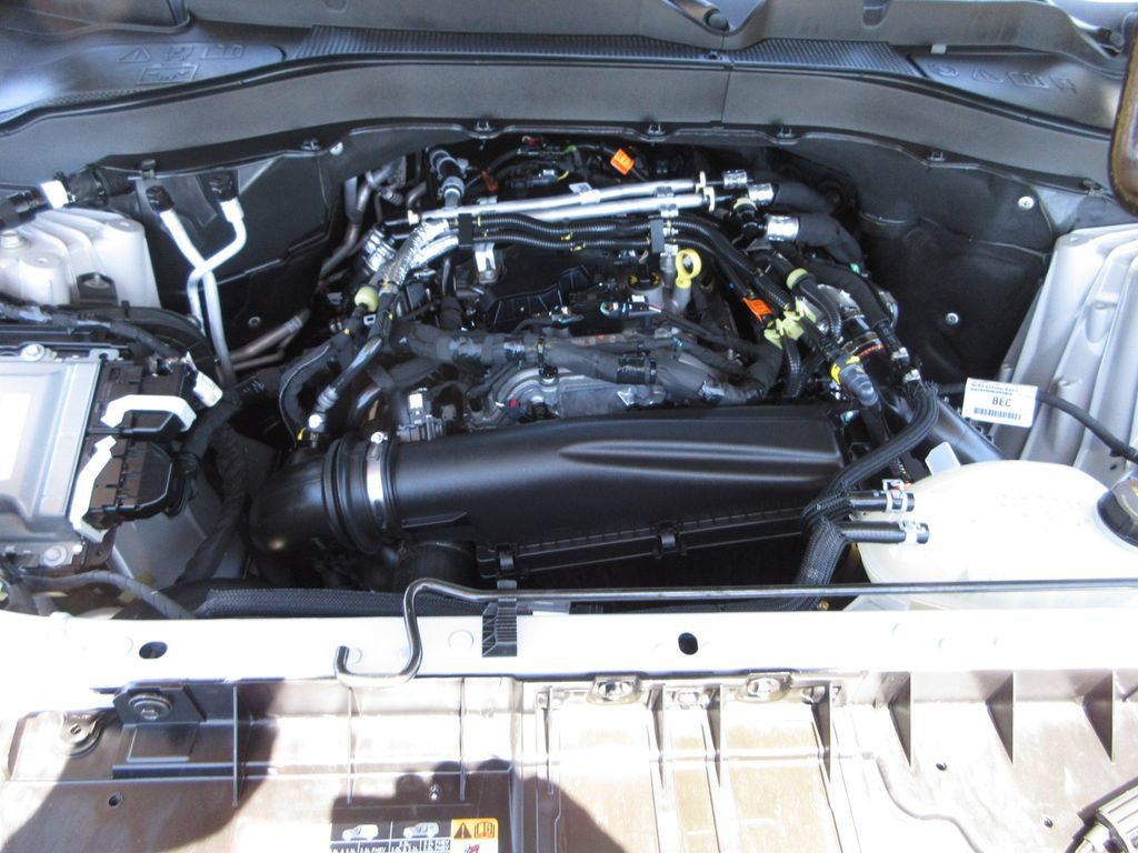 Certified 2025 Ford Explorer Active RWD image 29
