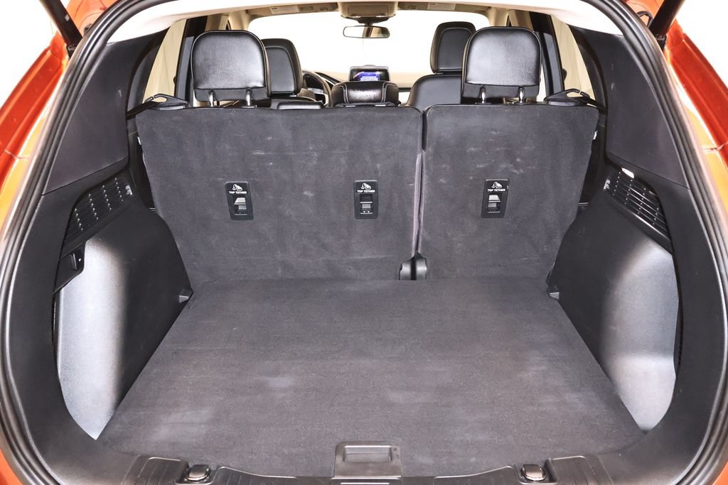Certified 2020 Ford Escape SEL AWD/4WD image 35
