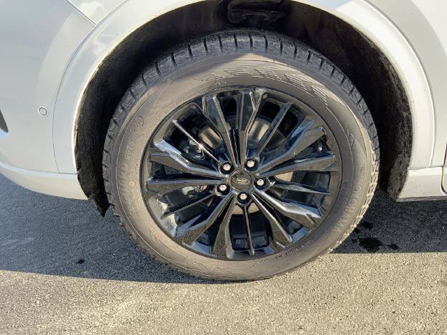 Certified 2024 Ford Escape ST-Line Elite w/ Premium Technology Package AWD/4WD image 11