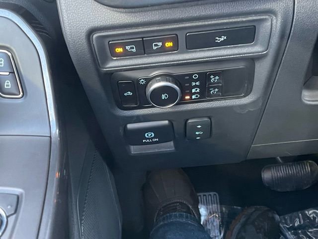 Certified 2023 Ford F150 XLT w/ Equipment Group 302A High image 22