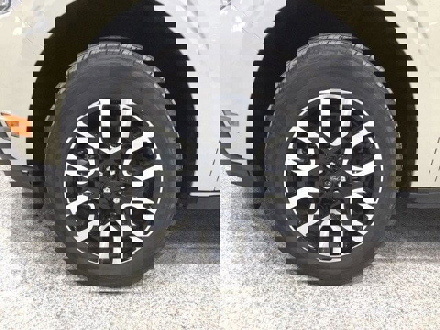 Certified 2024 Ford Maverick Lariat image 8