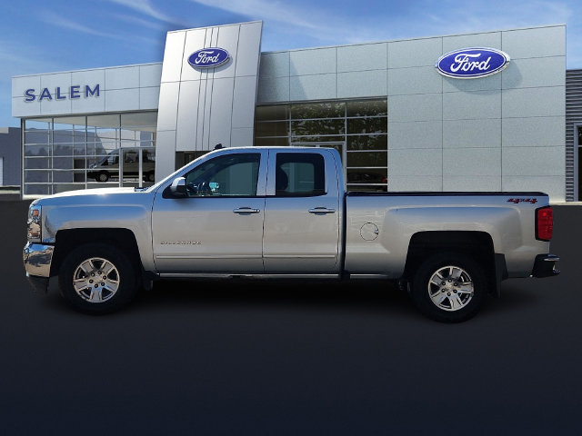 Used 2018 Chevrolet Silverado 1500 LT w/ All Star Edition AWD/4WD image 5