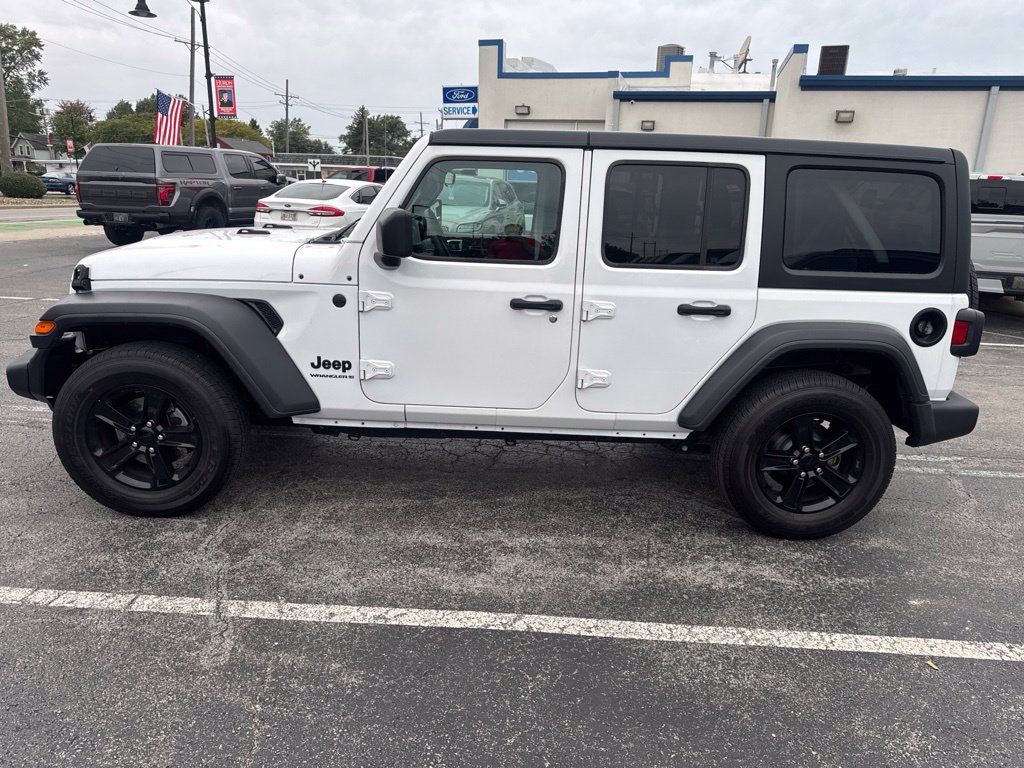 Used 2023 Jeep Wrangler Unlimited Sport AWD/4WD image 13