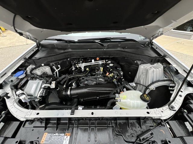 Certified 2026 Ford Explorer Active AWD/4WD image 11