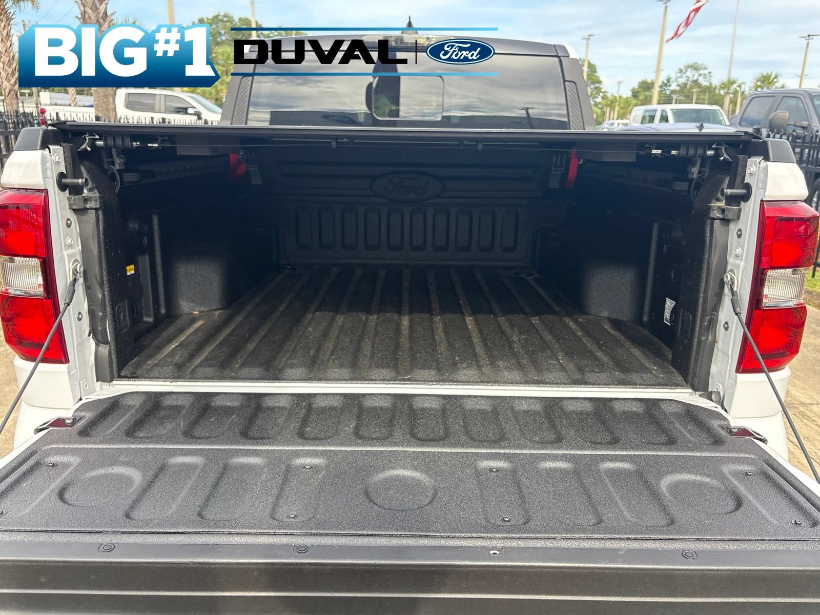 Certified 2025 Ford Maverick Lobo AWD/4WD image 7