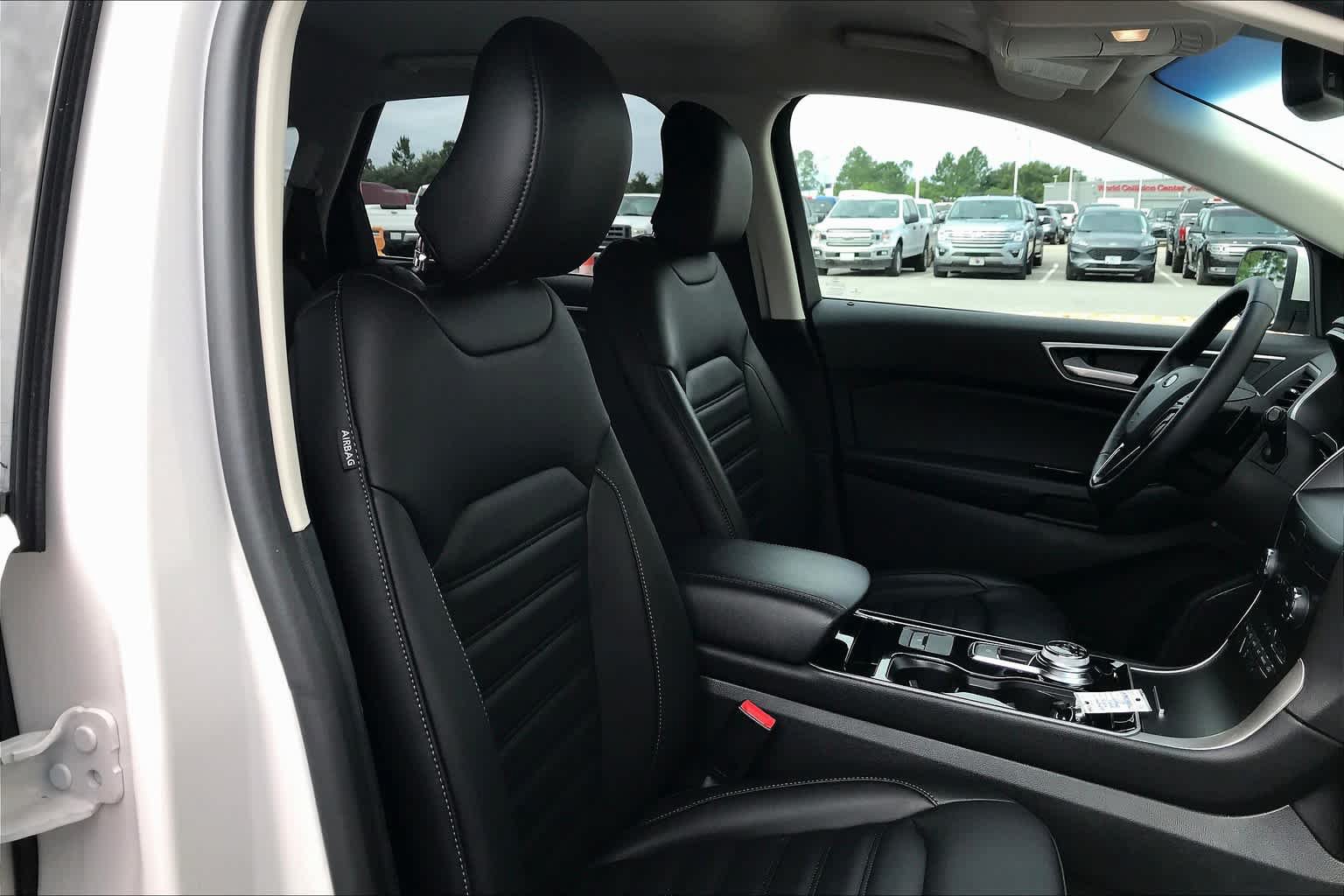 Certified 2019 Ford Edge SEL w/ Equipment Group 201A AWD/4WD image 9