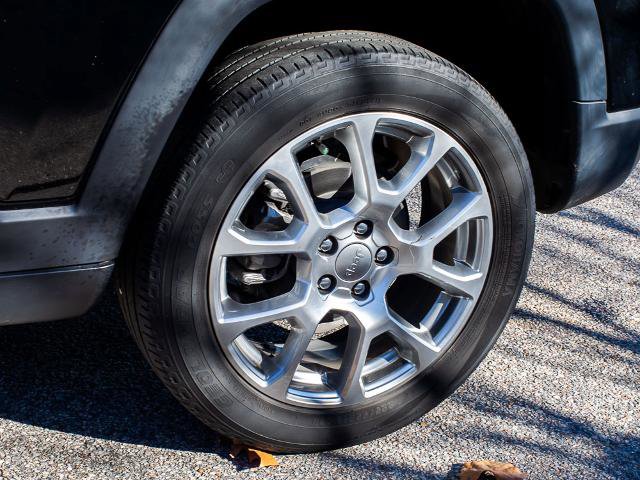 Used 2022 Jeep Compass Latitude image 6