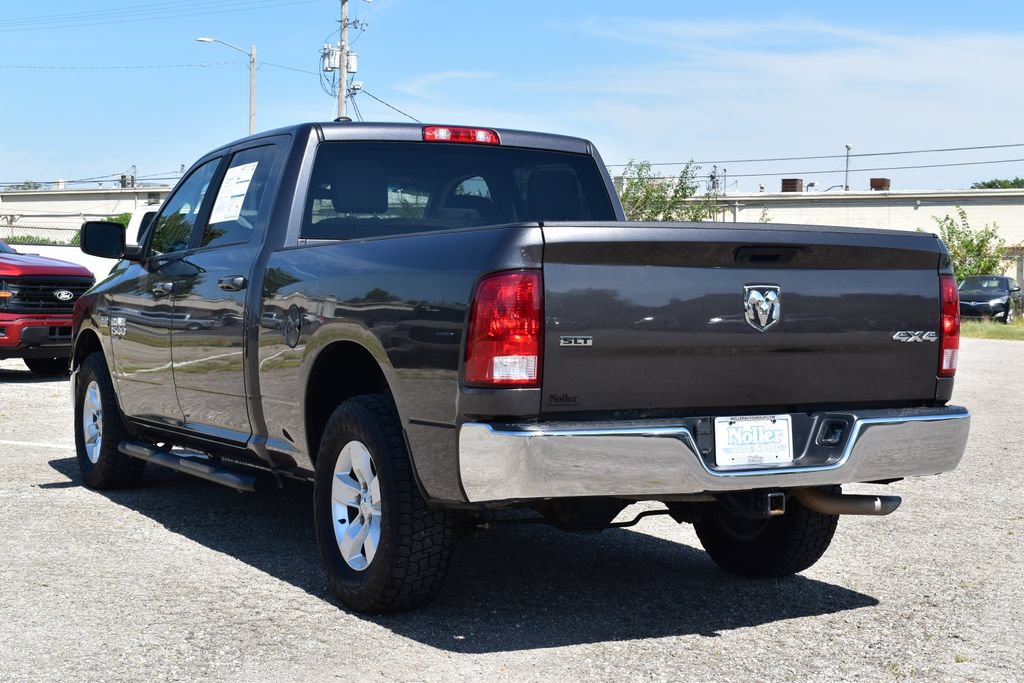 Used 2021 RAM 1500 Classic SLT AWD/4WD image 11