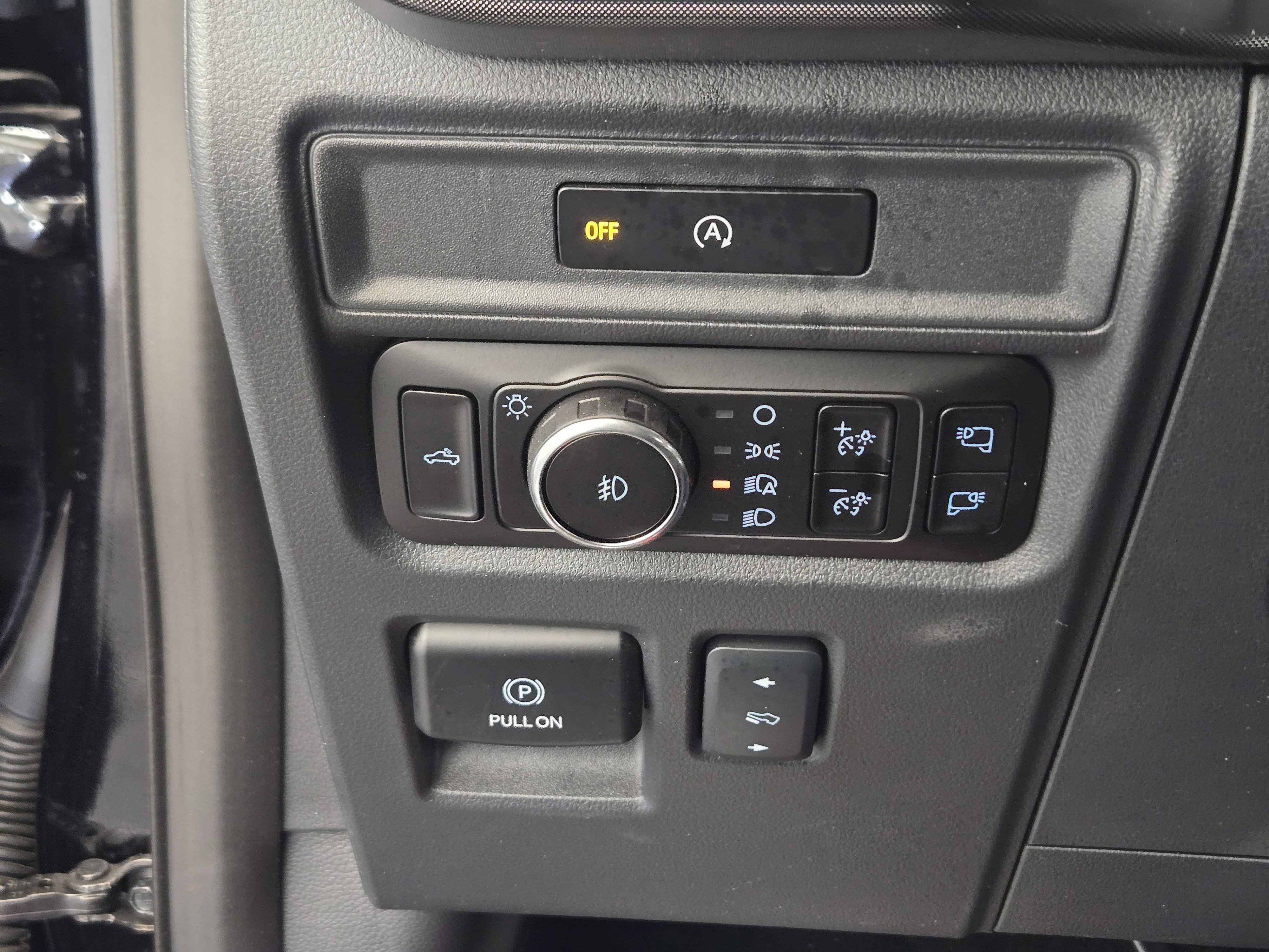 Certified 2025 Ford F150 Tremor w/ Equipment Group 402A High image 21