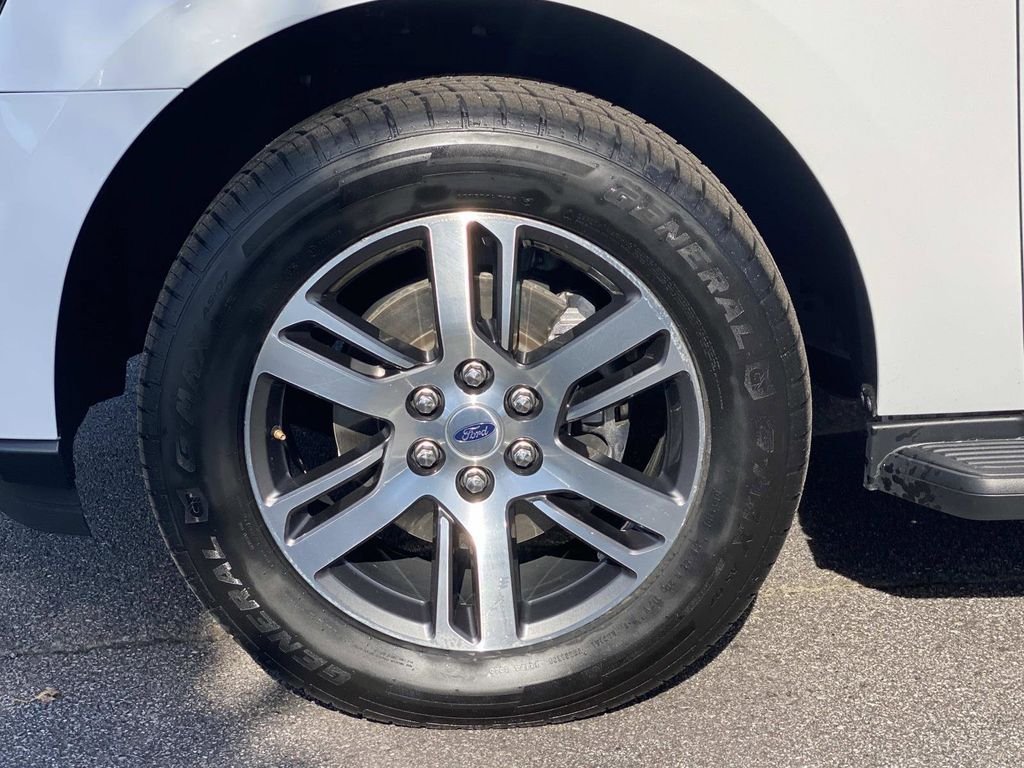 Certified 2024 Ford Expedition Limited AWD/4WD image 13