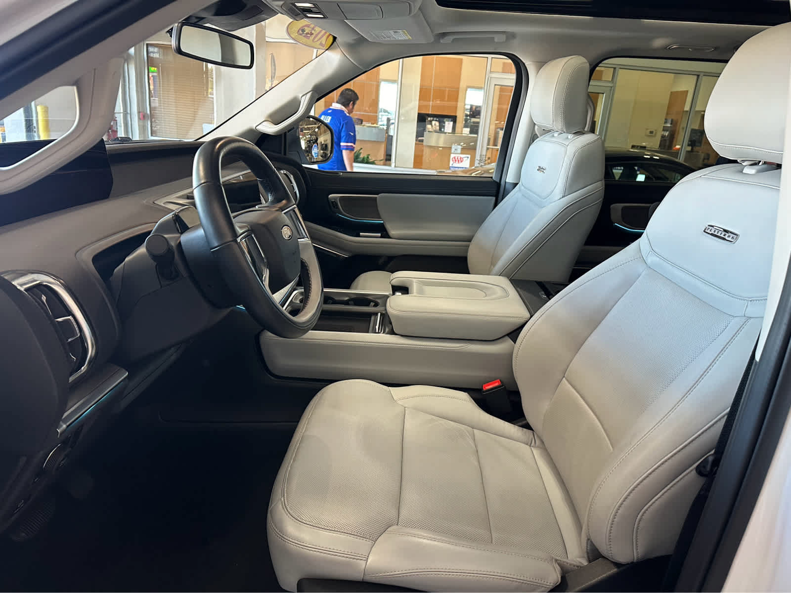 Certified 2025 Ford Expedition Platinum AWD/4WD image 23