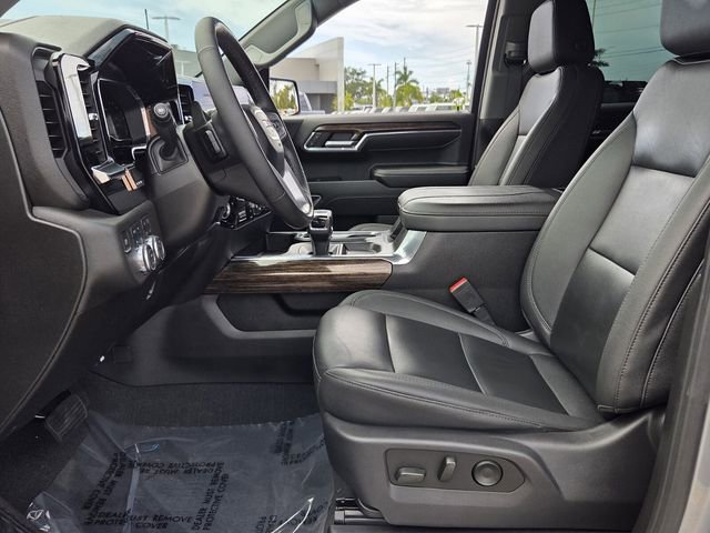 Used 2024 GMC Sierra 1500 Elevation w/ Elevation Premium Package AWD/4WD image 12