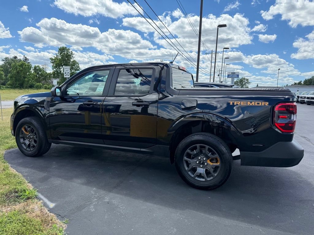 Certified 2024 Ford Maverick Tremor w/ Tremor Off-Road Package AWD/4WD image 6