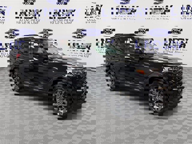 Certified 2022 Ford Explorer XLT w/ Equipment Group 202A