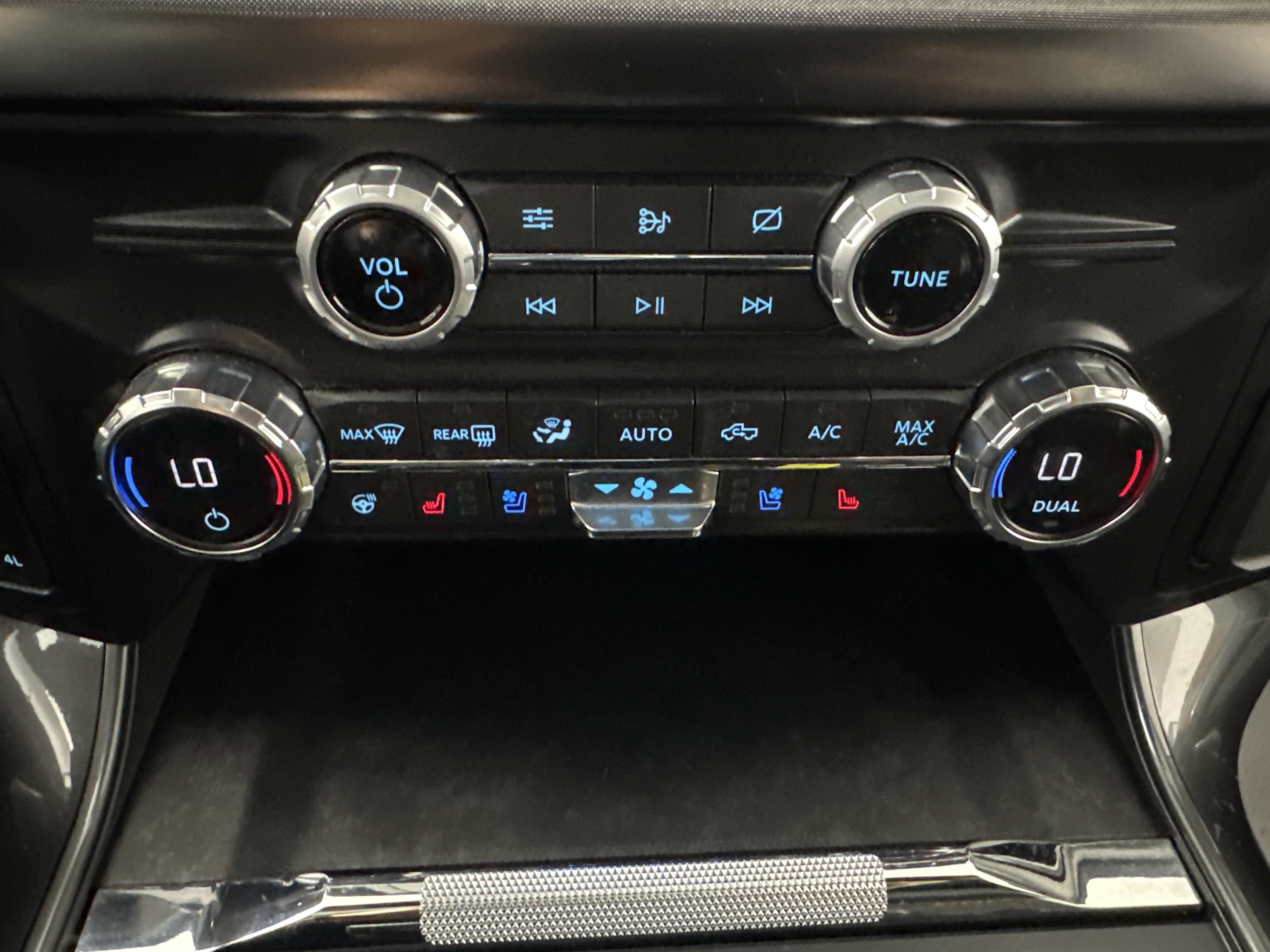 Certified 2021 Ford F150 Tremor w/ Equipment Group 402A High AWD/4WD image 20