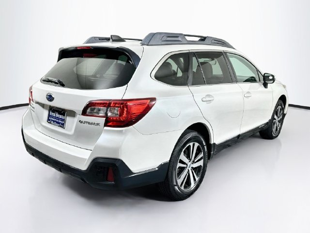 Used 2018 Subaru Outback 2.5i Limited AWD/4WD image 9