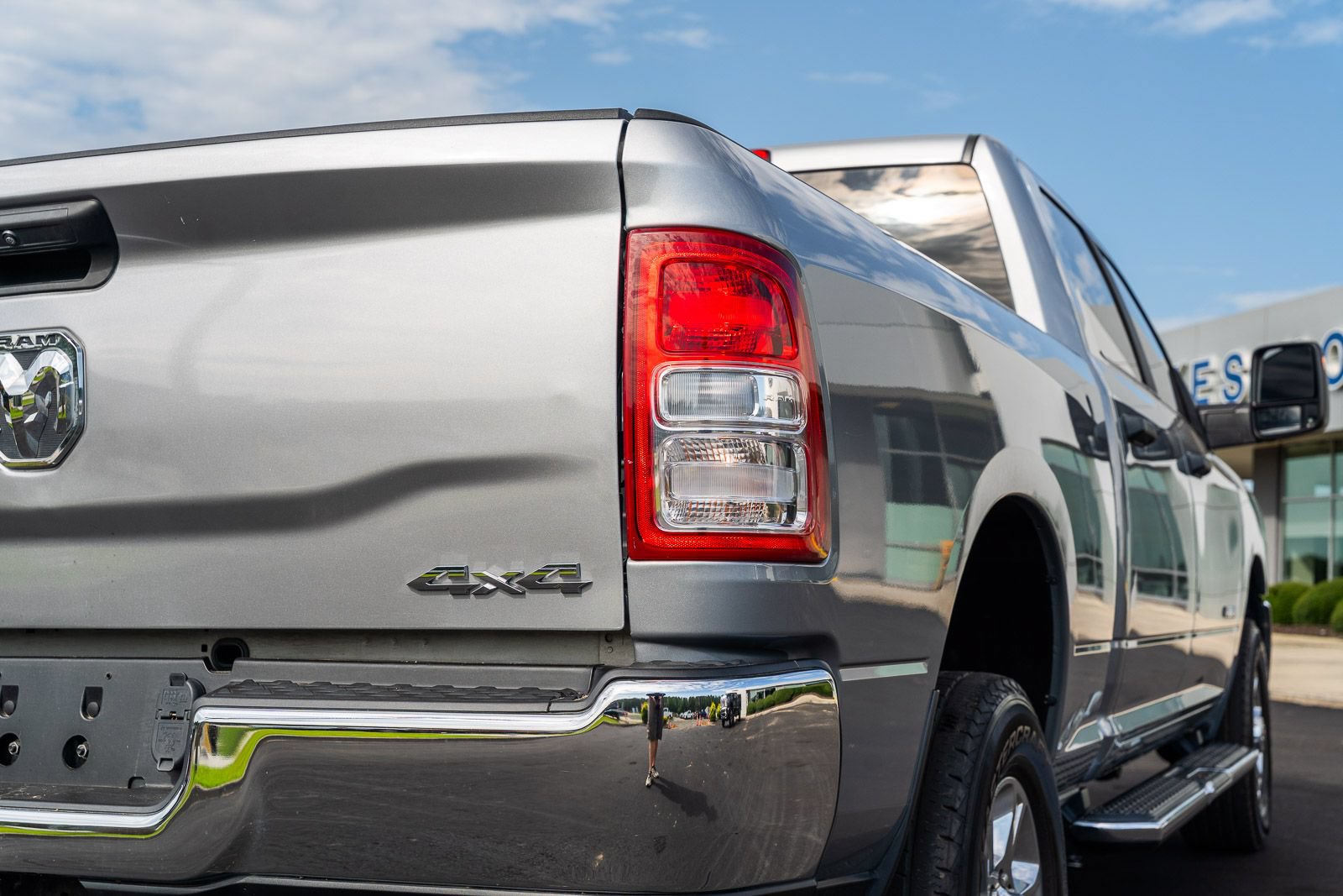 Used 2023 RAM 2500 Big Horn w/ Level 1 Equipment Group AWD/4WD image 15