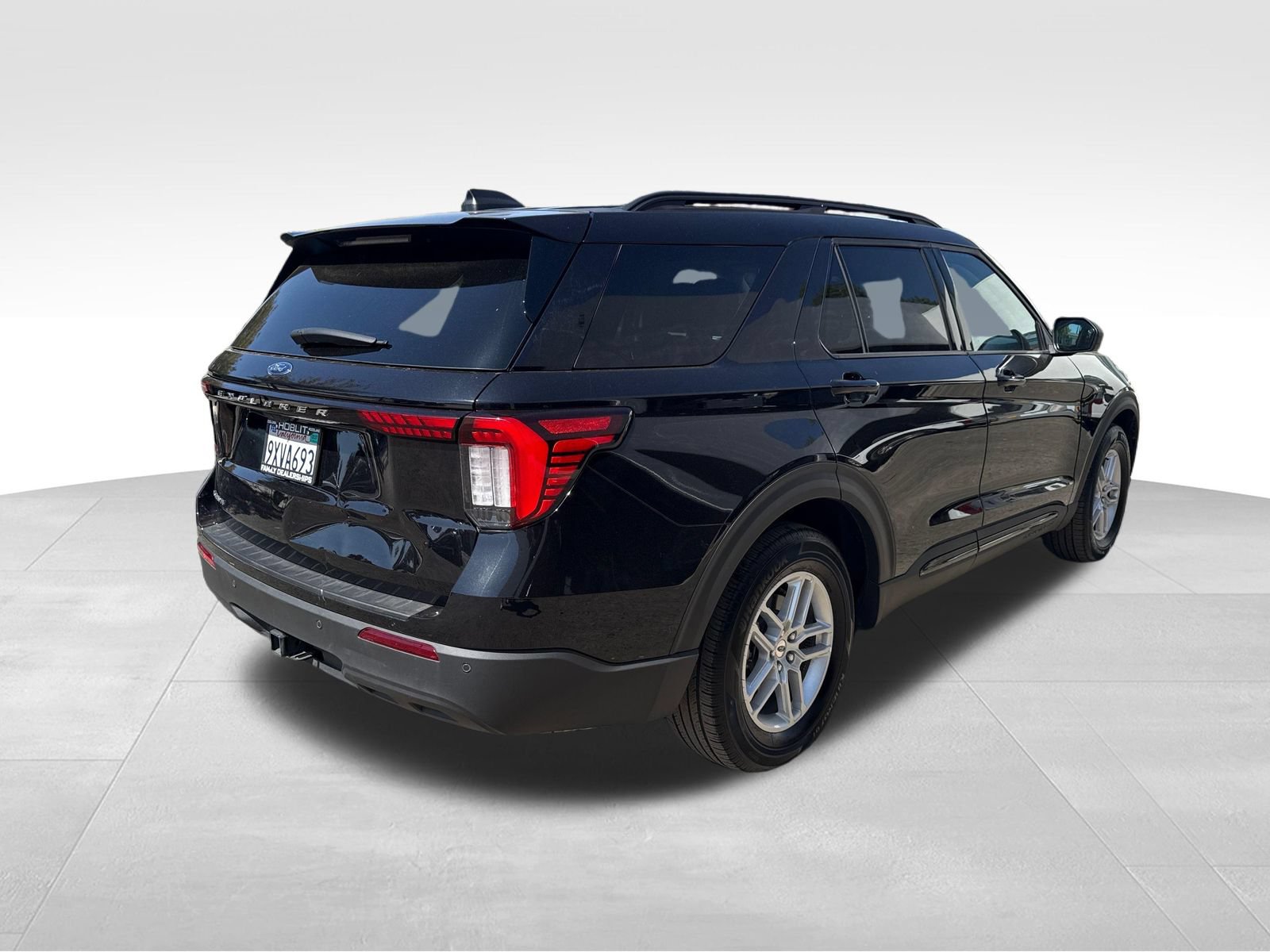 Certified 2026 Ford Explorer Active RWD image 5