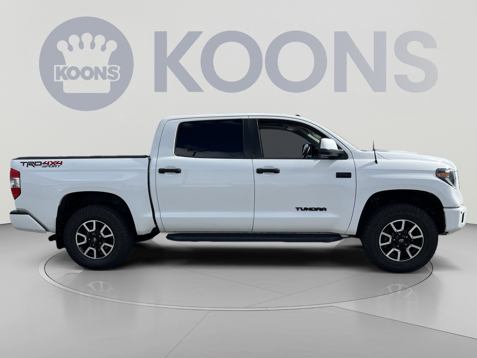 Used 2019 Toyota Tundra SR5 AWD/4WD image 8