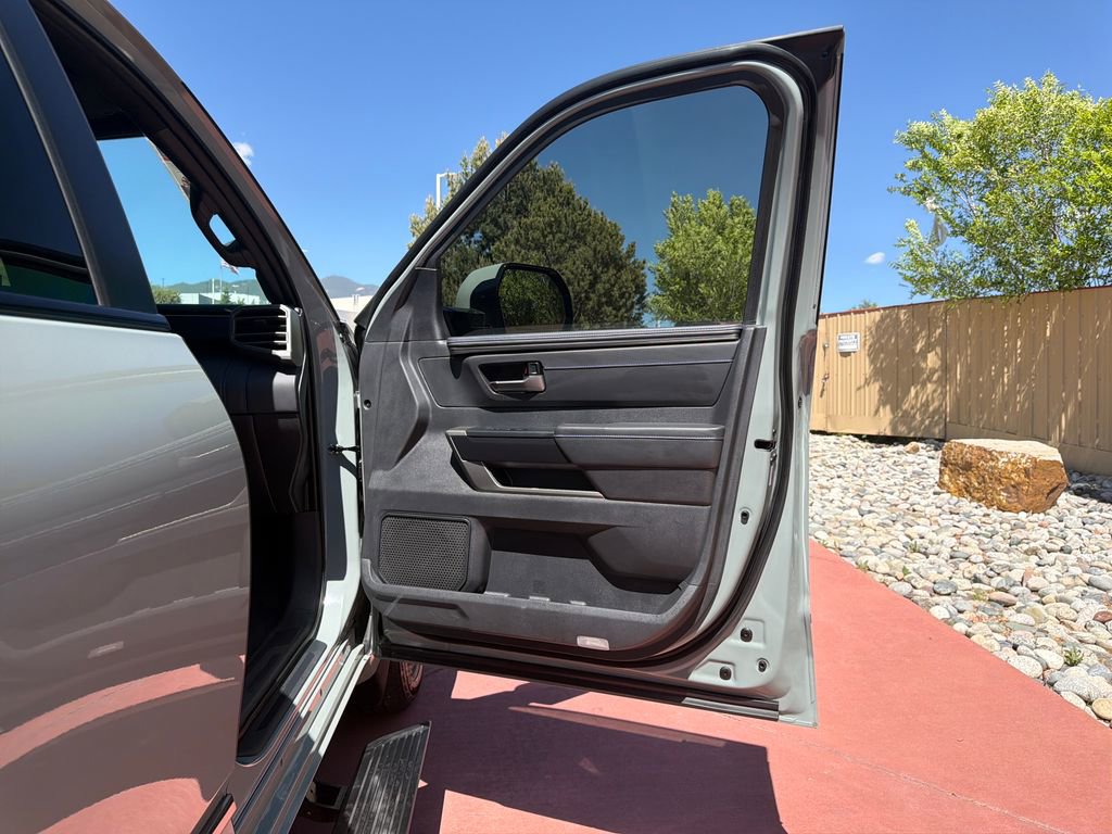 Used 2026 Toyota Sequoia Platinum AWD/4WD image 36