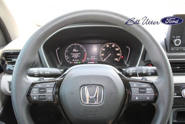 Used 2023 Honda Pilot LX image 10