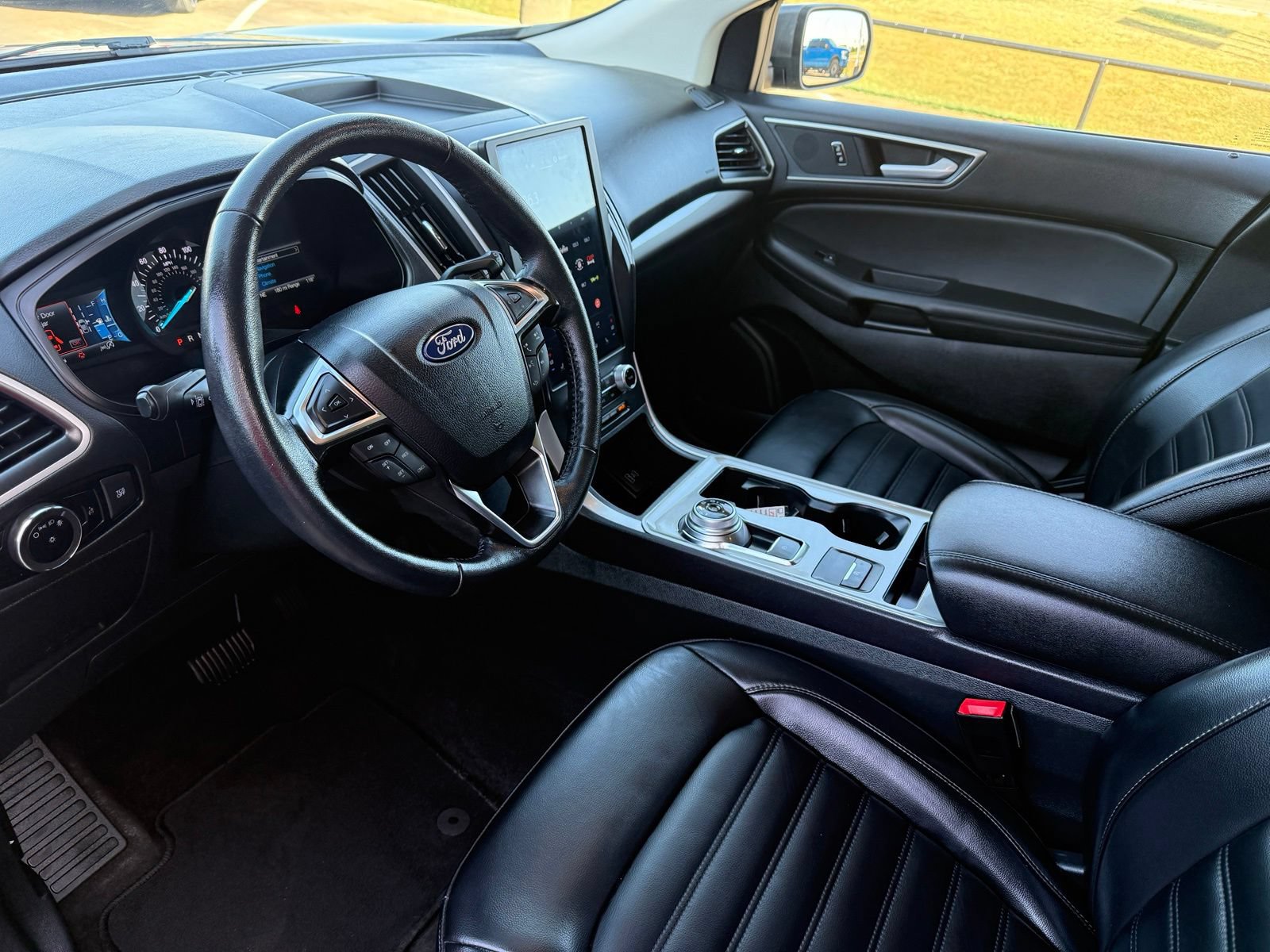 Certified 2024 Ford Edge SEL AWD/4WD image 11
