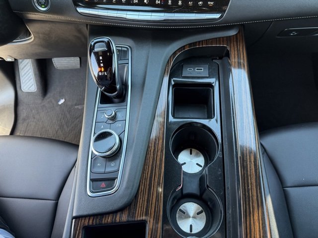 Used 2021 Cadillac Escalade Luxury image 20