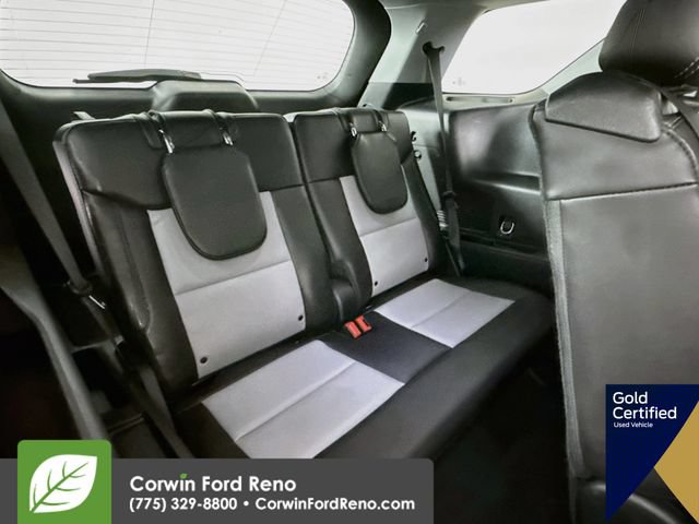 Certified 2022 Ford Explorer XLT w/ Equipment Group 202A AWD/4WD image 32