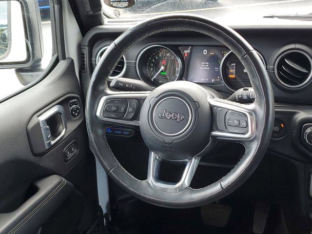 Used 2022 Jeep Wrangler Unlimited Sahara w/ Cold Weather Group AWD/4WD image 24