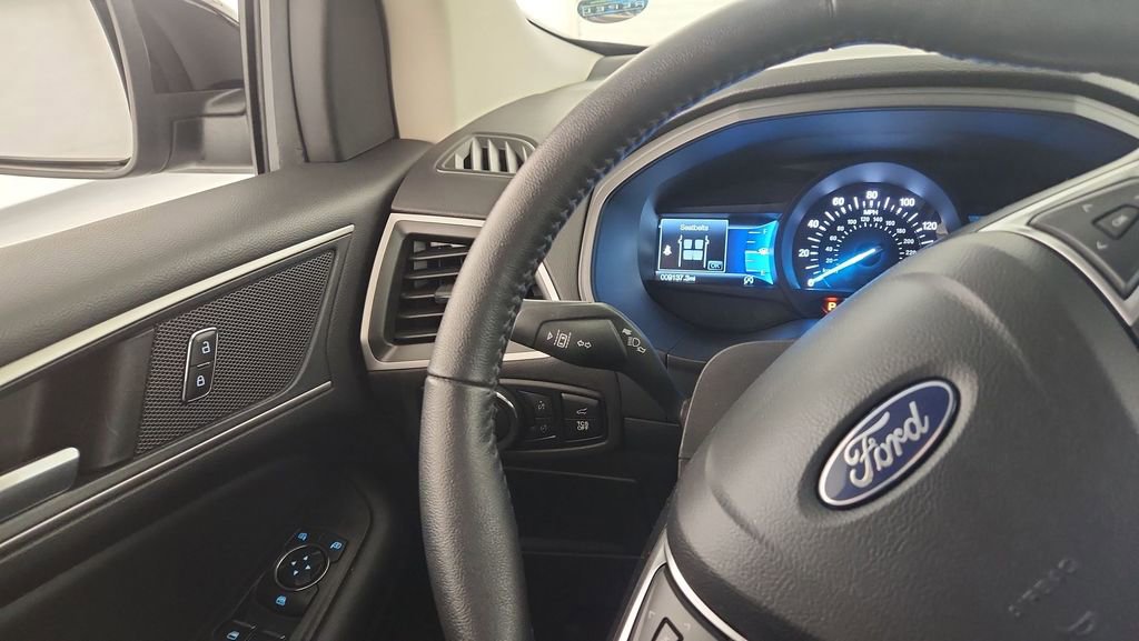 Certified 2024 Ford Edge SEL w/ Convenience Package AWD/4WD image 17