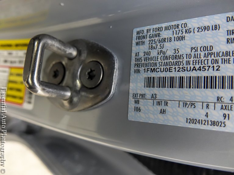 Certified 2025 Ford Escape SE w/ PHEV Premium Package FWD image 28