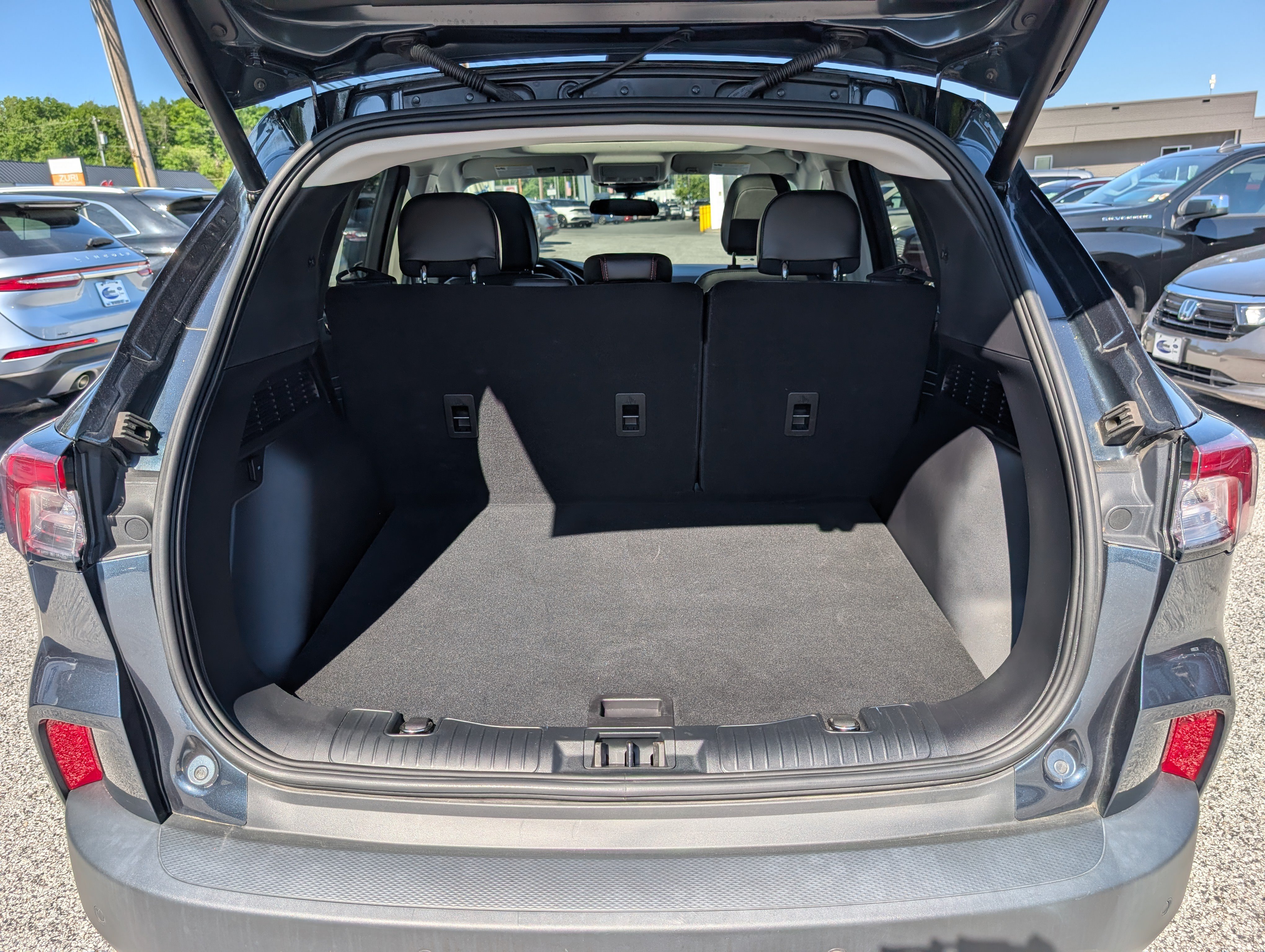 Certified 2022 Ford Escape SEL w/ SEL Stealth AWD Package image 14