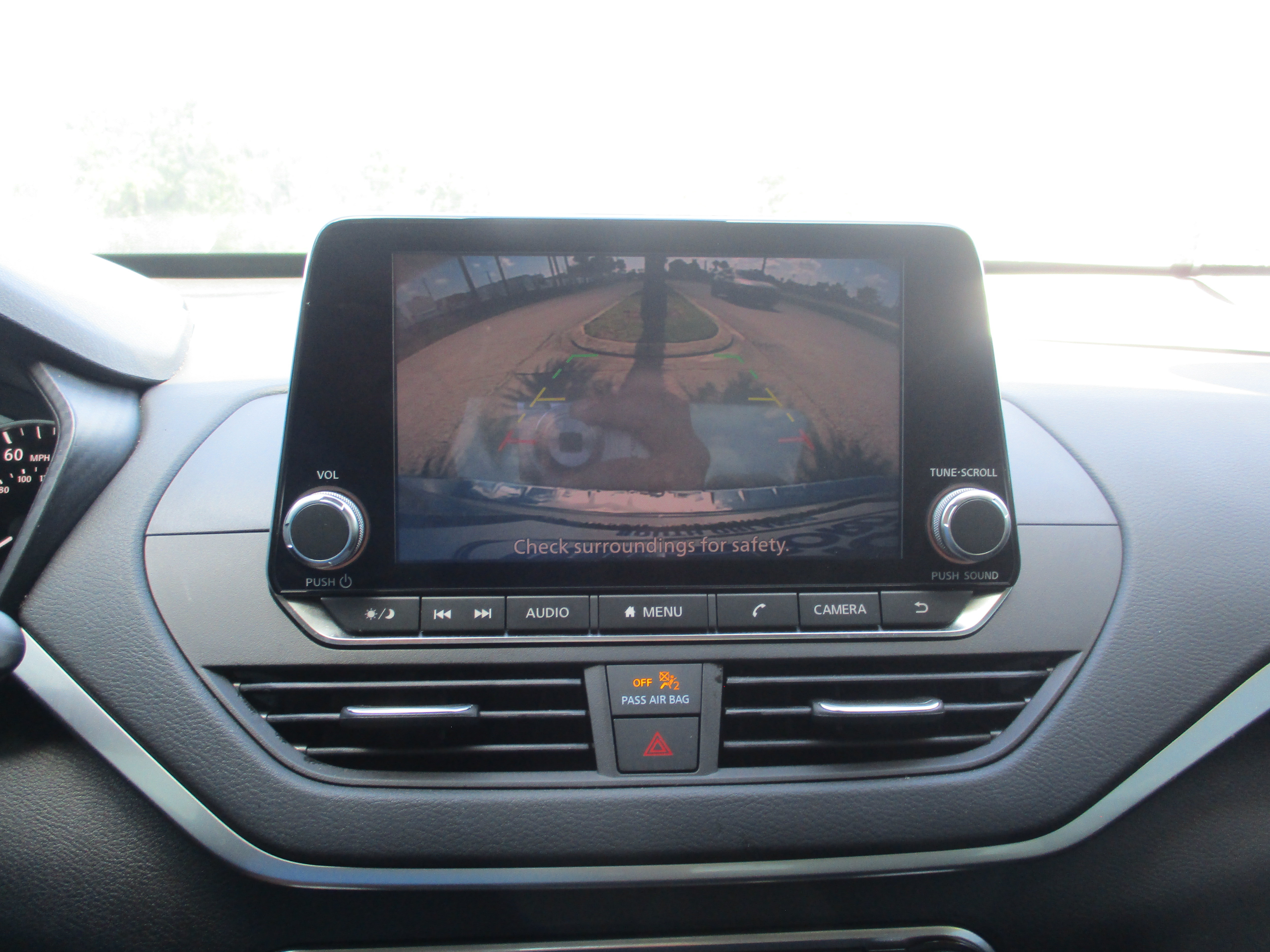 Used 2022 Nissan Altima 2.5 SV FWD image 18