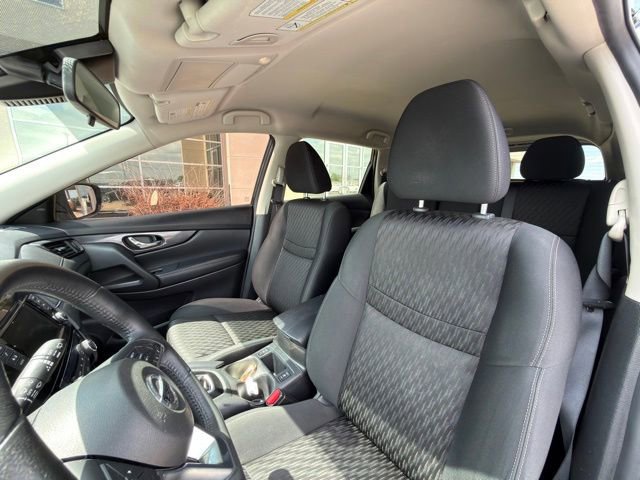 Used 2019 Nissan Rogue SV FWD image 11