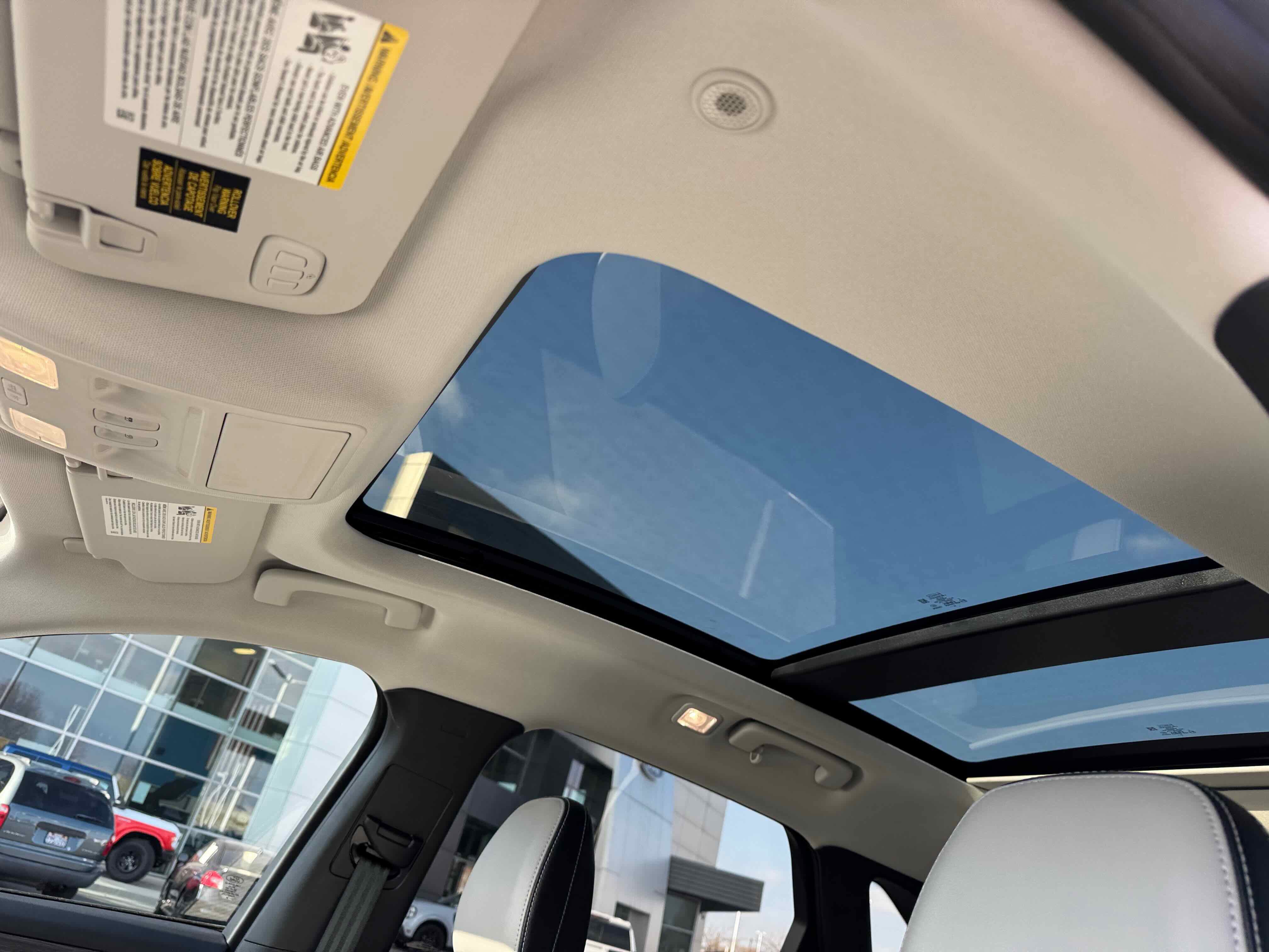 Certified 2023 Ford Escape Platinum w/ Premium Technology Package image 27