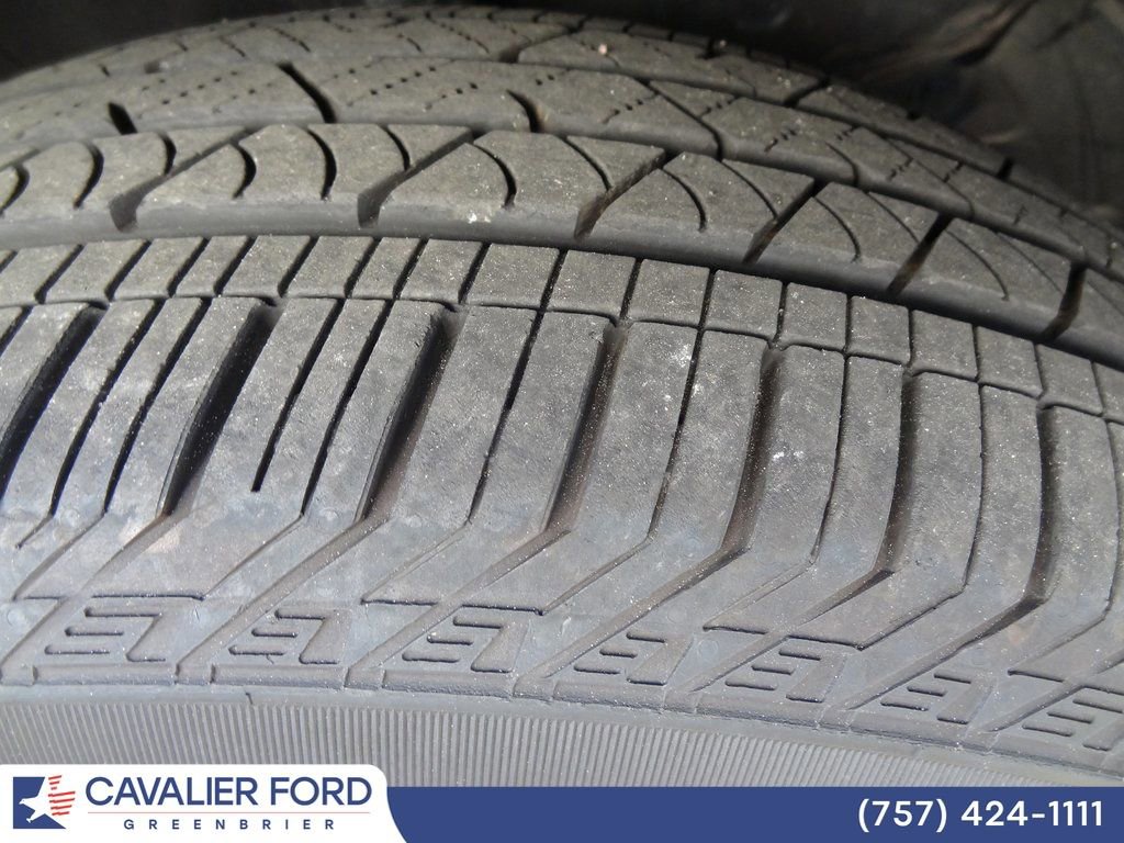 Used 2022 Honda CR-V Touring image 16