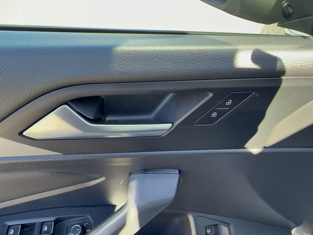 Used 2021 Volkswagen Jetta SE image 10