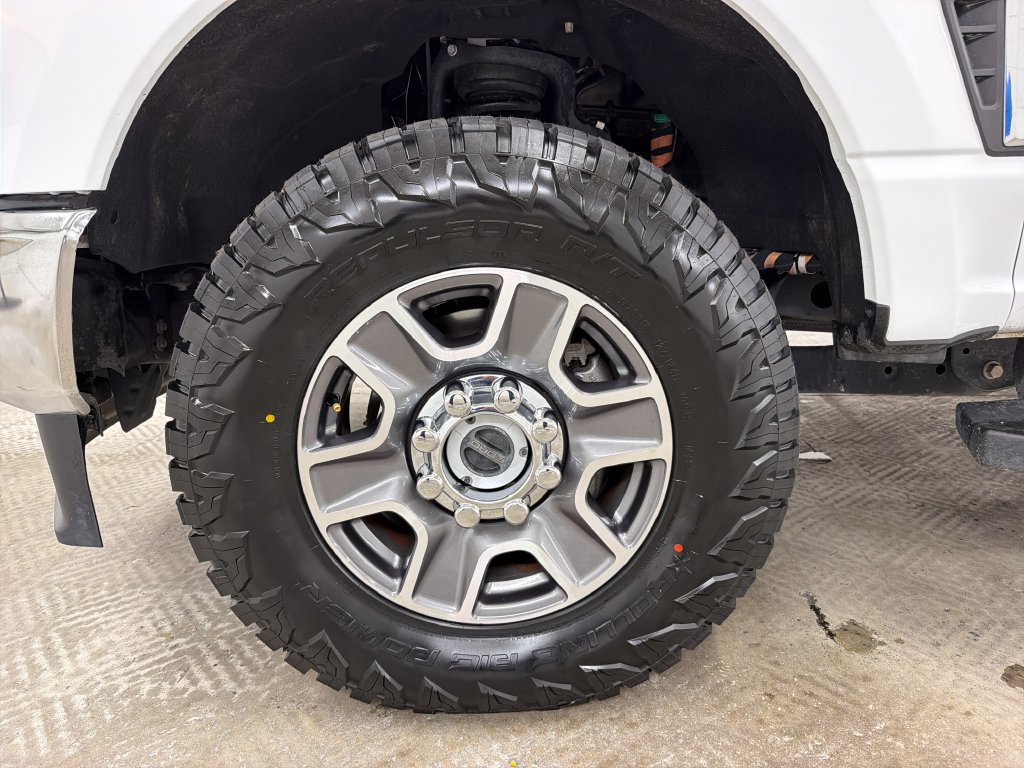 Certified 2026 Ford F250 Lariat AWD/4WD image 14