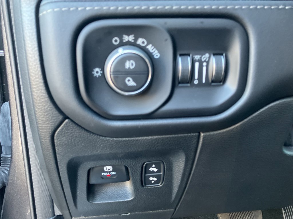 Used 2023 RAM 1500 Limited image 19