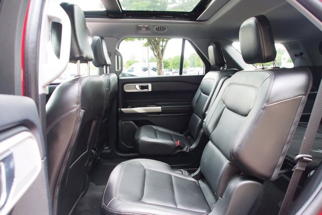 Certified 2024 Ford Explorer XLT w/ Equipment Group 202A AWD/4WD image 22