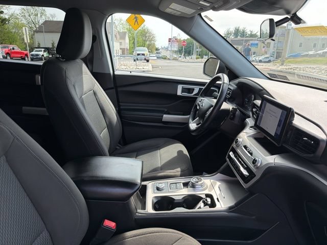 Certified 2022 Ford Explorer XLT AWD/4WD image 42
