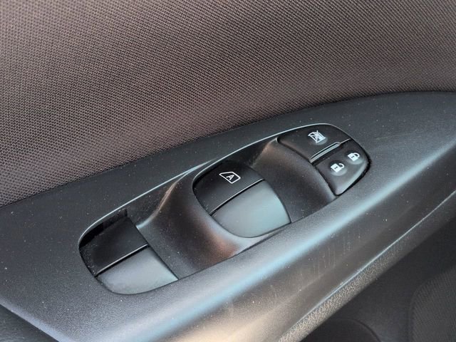 Used 2018 Nissan Sentra SR w/ SR Midnight Edition Package FWD image 29