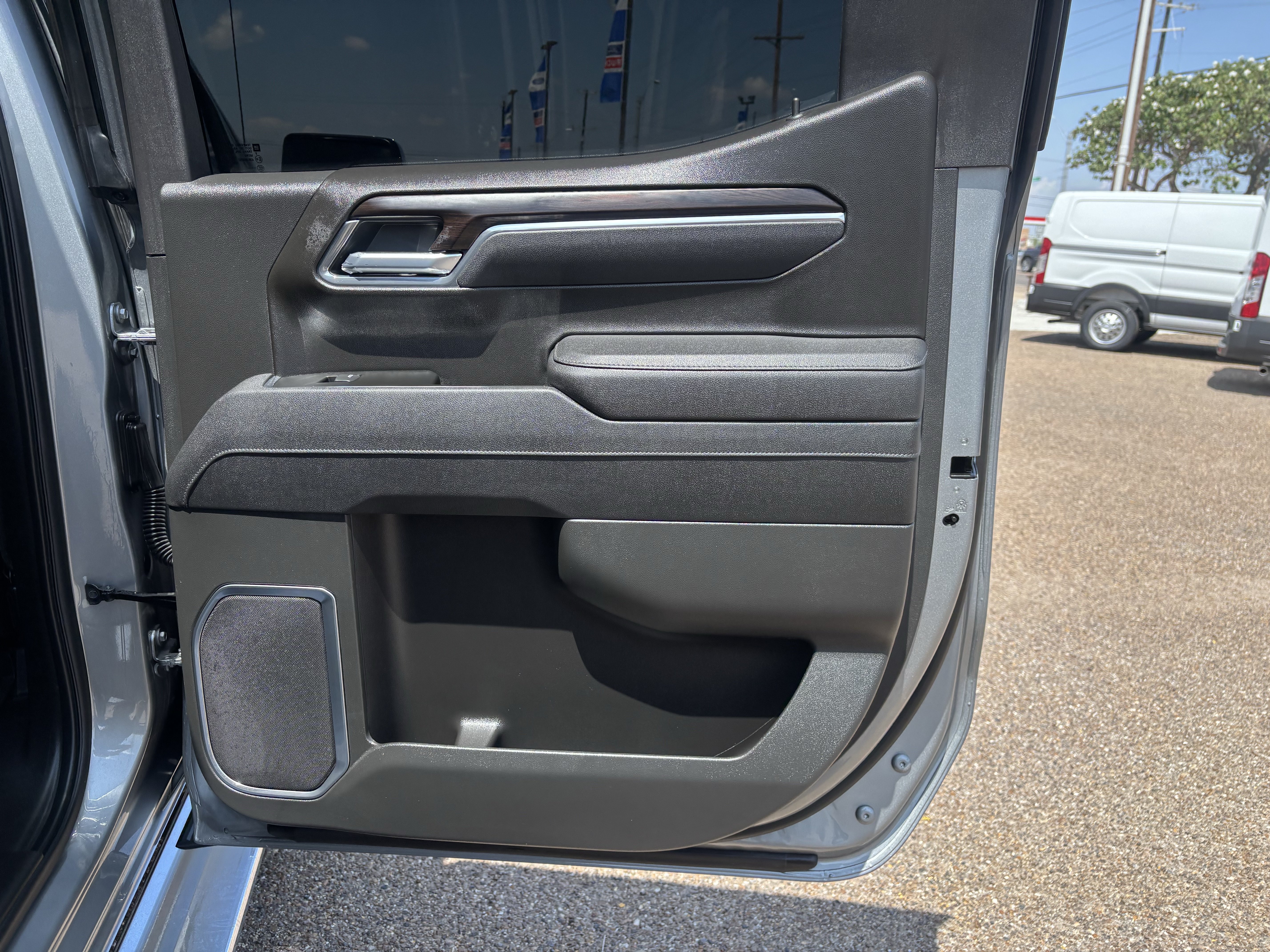 Used 2026 GMC Sierra 1500 SLT RWD image 19